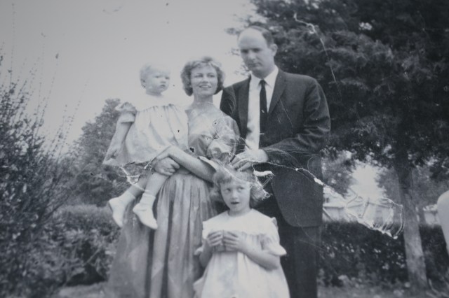 Mom, Dad, Paula & Renae