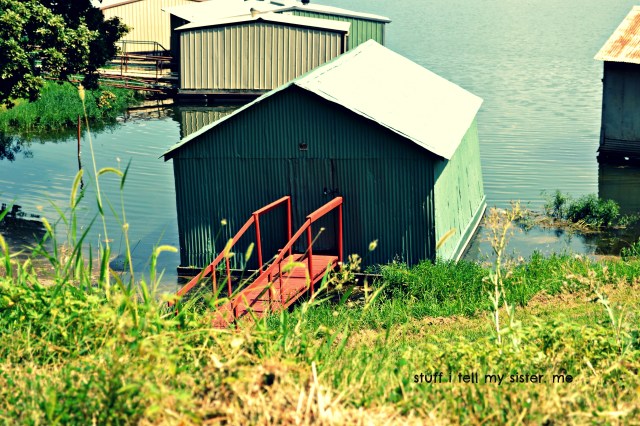 summer drive boat house